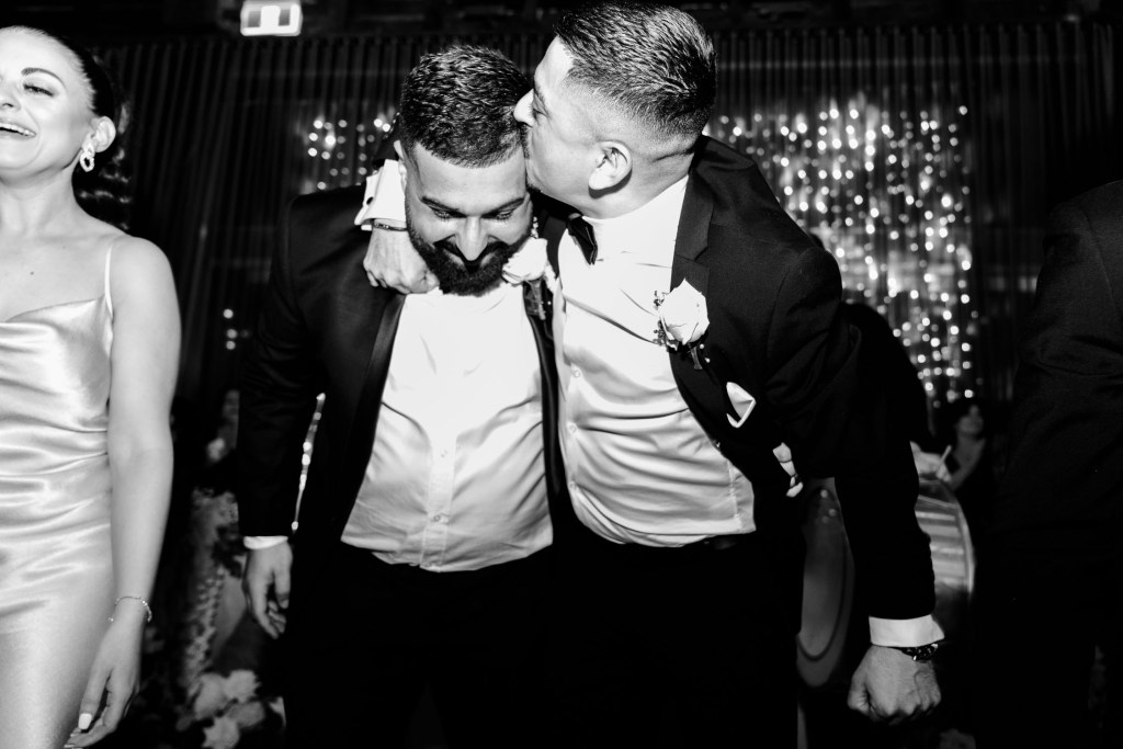 VIEW-BY-SYDNEY-PIER-ONE-WEDDING-PHOTOGRAPHER-ANELLOWEDDINGS-WEDDING-GUEST-DANCING-PHOTOS