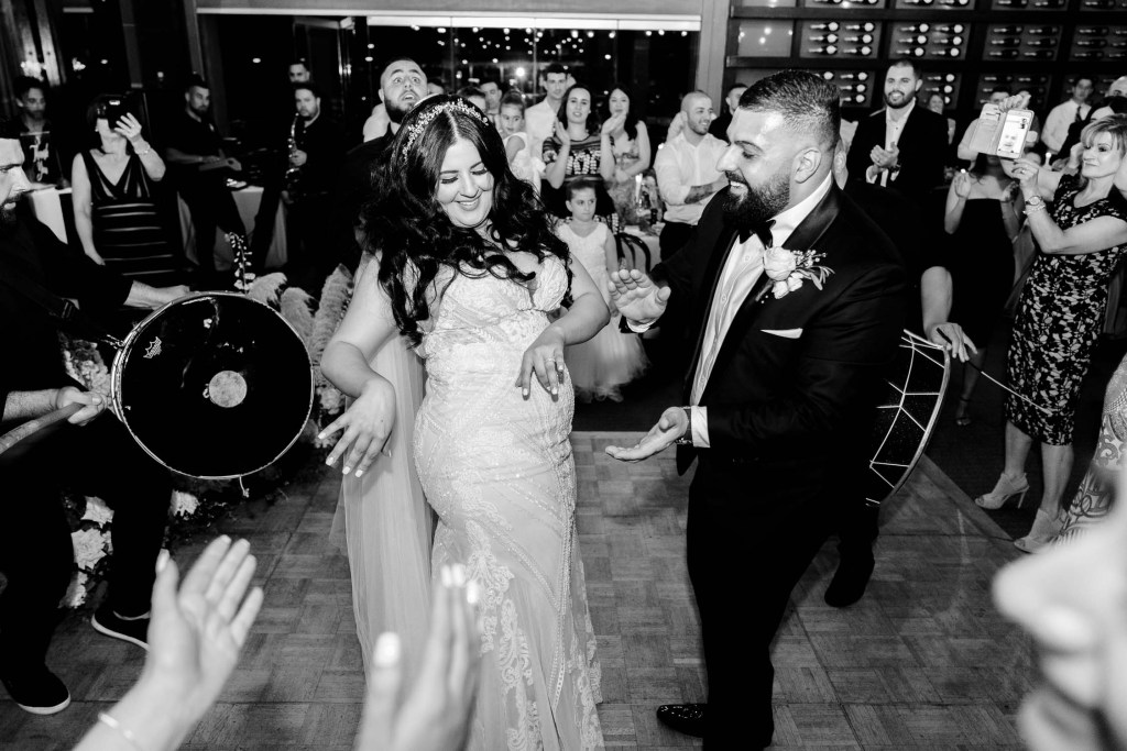 VIEW-BY-SYDNEY-PIER-ONE-WEDDING-PHOTOGRAPHER-ANELLOWEDDINGS-WEDDING-FIRST-DANCE