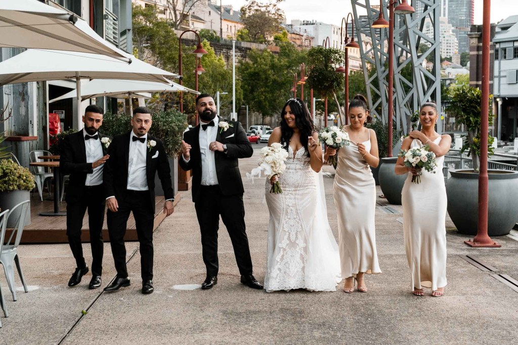 VIEW-BY-SYDNEY-PIER-ONE-WEDDING-PHOTOGRAPHER-ANELLOWEDDINGS-BRIDAL-PARTY-DANCE-FUN