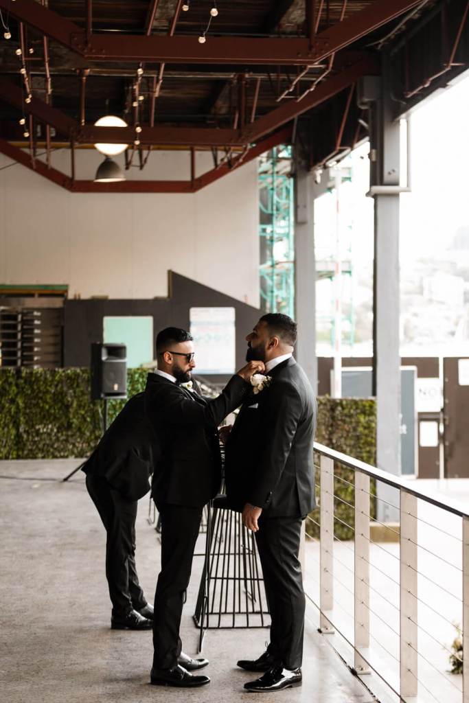VIEW-BY-SYDNEY-PIER-ONE-WEDDING-PHOTOGRAPHER-ANELLOWEDDINGS-CANDID