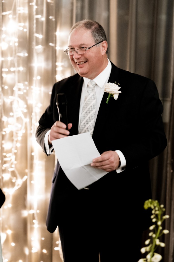 VIEW-BY-SYDNEY-PIER-ONE-WEDDING-PHOTOGRAPHER-ANELLOWEDDINGS-BRIDES-DAD-SPEECH