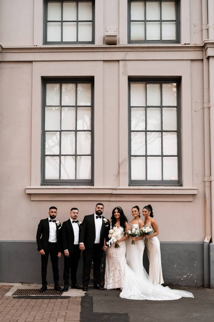 VIEW-BY-SYDNEY-PIER-ONE-WEDDING-PHOTOGRAPHER-ANELLOWEDDINGS-BRIDAL-PARTY
