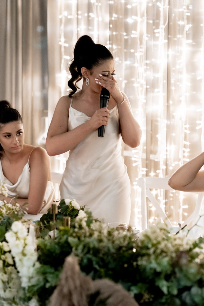 VIEW-BY-SYDNEY-PIER-ONE-WEDDING-PHOTOGRAPHER-ANELLOWEDDINGS-MAID-OF-HONOUR-SPEECH