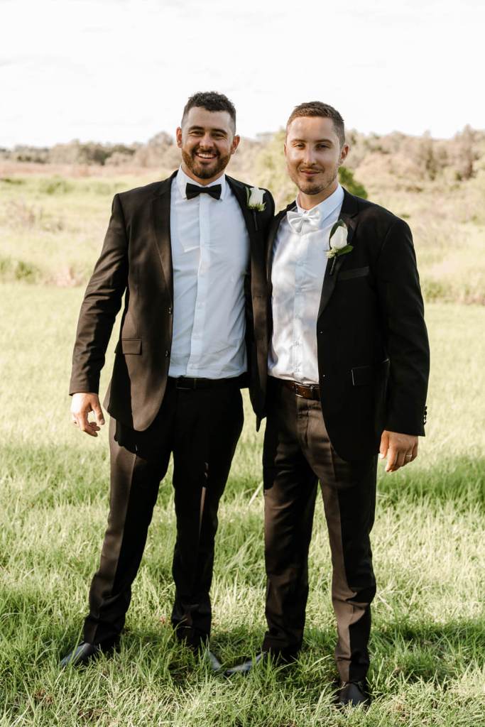 WESTERN-SYDNEY-PARKLANDS-THE-DAIRY-ABBOTSBURY-SYDNEY-PHOTOGRAPHERS-ANELLOWEDDINGS-GROOMSMAN