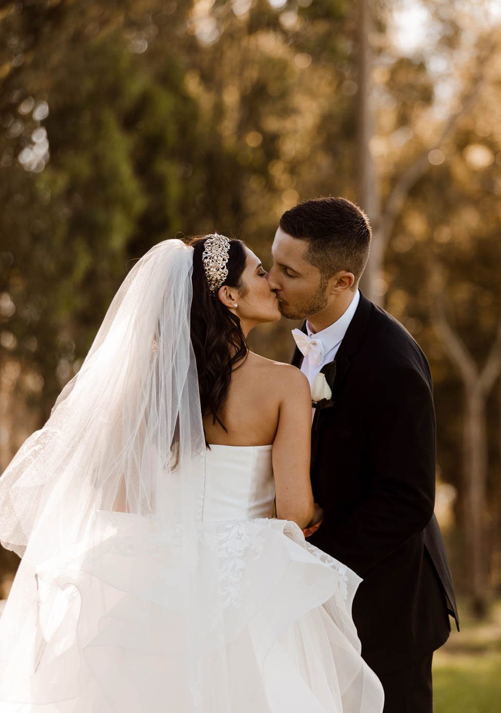 WESTERN-SYDNEY-PARKLANDS-THE-DAIRY-ABBOTSBURY-SYDNEY-PHOTOGRAPHERS-ANELLOWEDDINGS