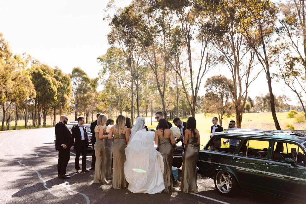 WESTERN-SYDNEY-PARKLANDS-THE-DAIRY-ABBOTSBURY-SYDNEY-PHOTOGRAPHERS-ANELLOWEDDINGS-WEDDING-DAY