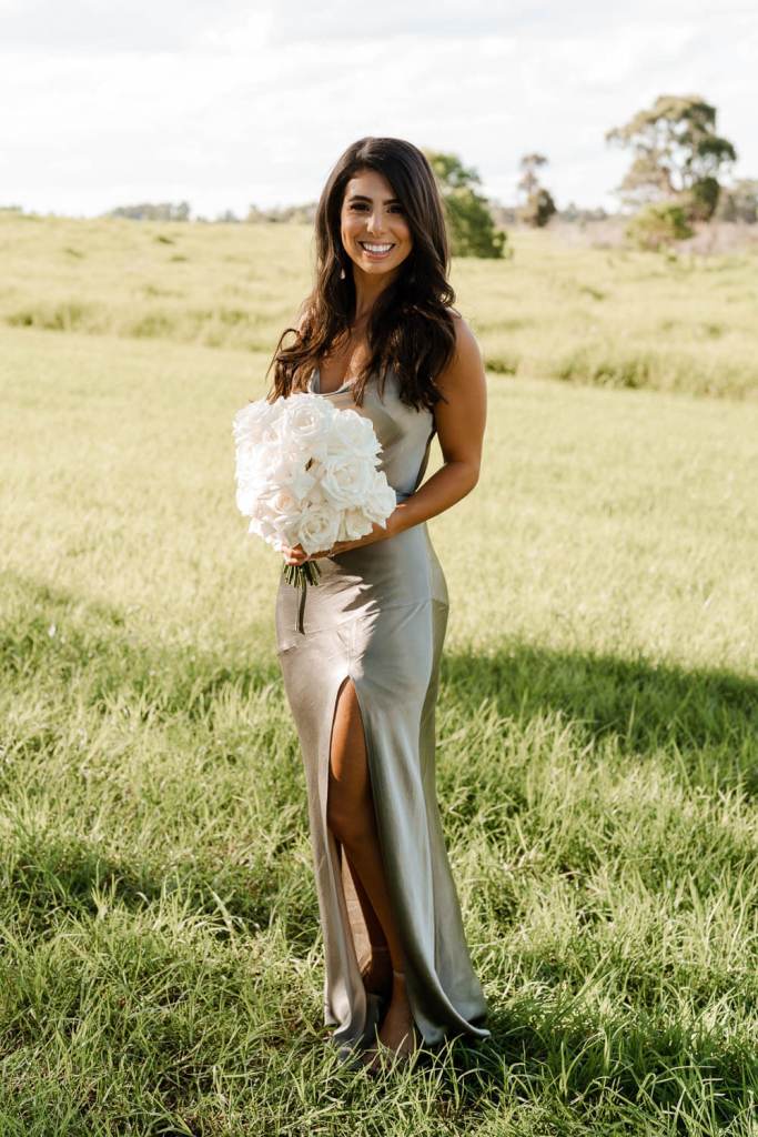 WESTERN-SYDNEY-PARKLANDS-THE-DAIRY-ABBOTSBURY-SYDNEY-PHOTOGRAPHERS-ANELLOWEDDINGS-SMILING-BRIDESMAID