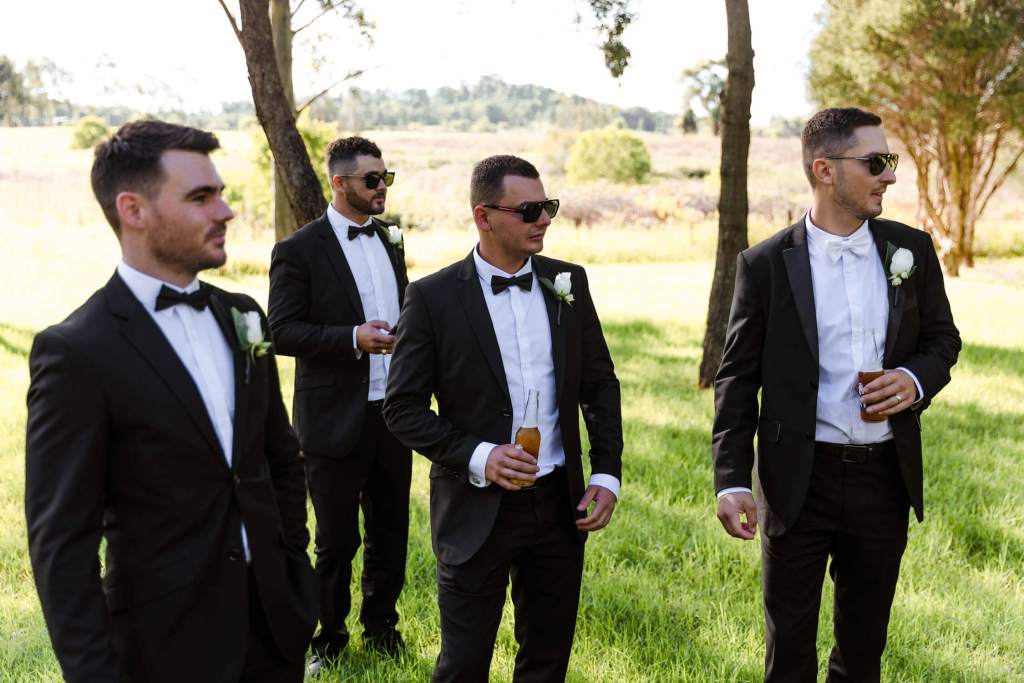 WESTERN-SYDNEY-PARKLANDS-THE-DAIRY-ABBOTSBURY-SYDNEY-PHOTOGRAPHERS-ANELLOWEDDINGS-CHEERS