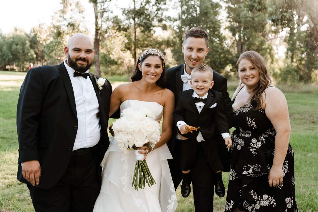 WESTERN-SYDNEY-PARKLANDS-THE-DAIRY-ABBOTSBURY-SYDNEY-PHOTOGRAPHERS-ANELLOWEDDINGS-FAMILY