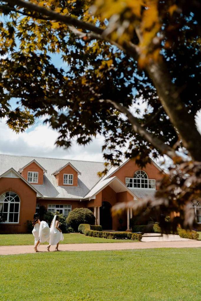 Iona park estate wedding