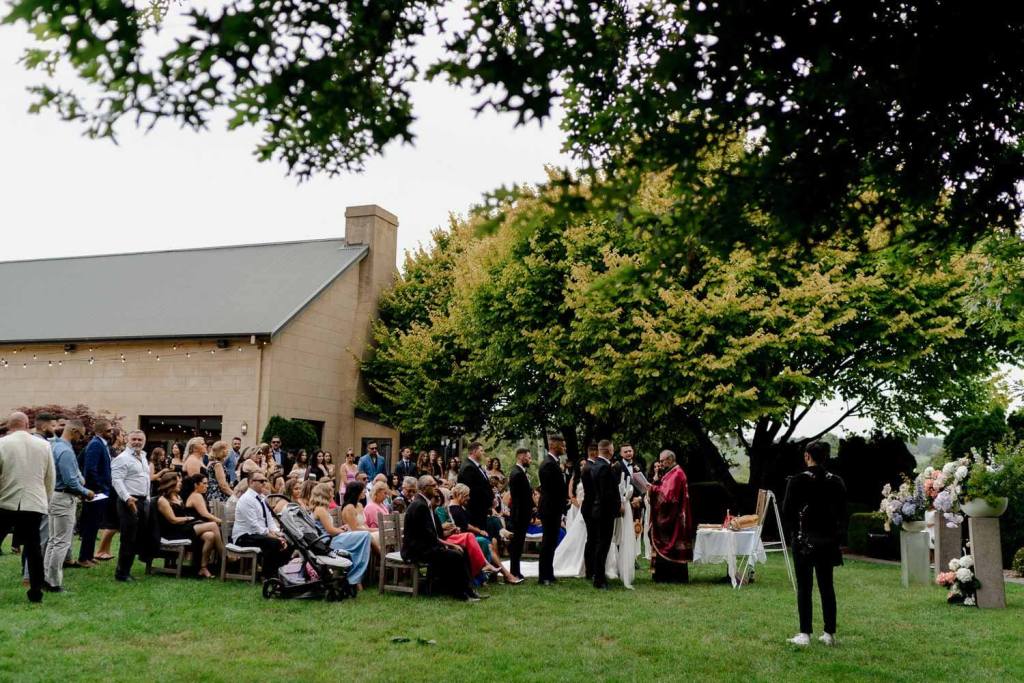 Centennial Vinyards outdoor ceremony