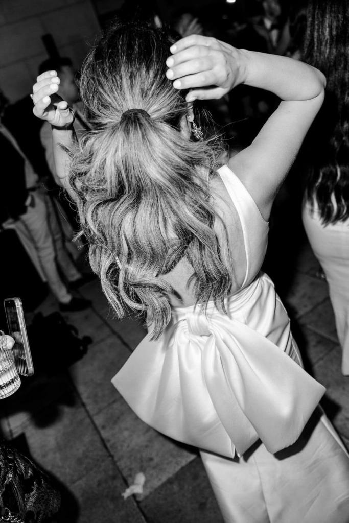 guests dancing ponytail