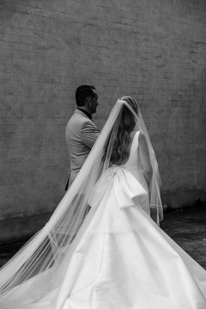Bride ready to walk down the aisle