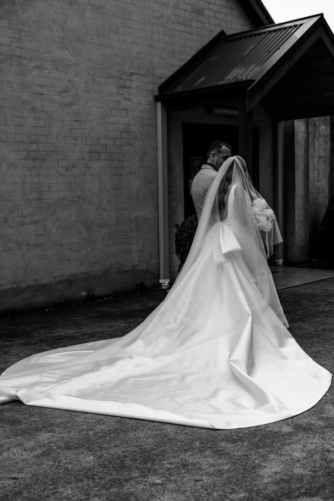 Bride ready to walk down the aisle